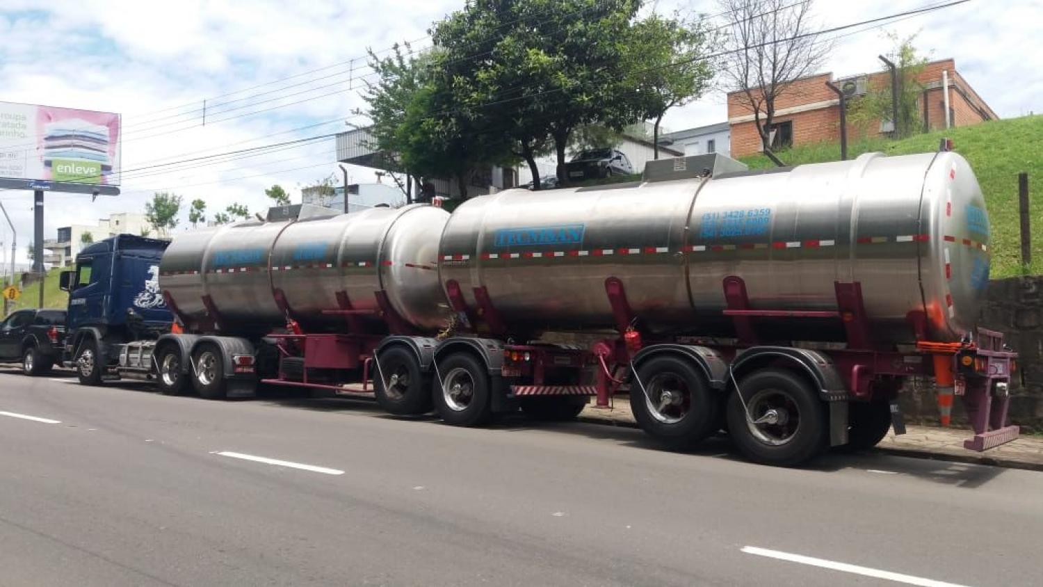 LIMPA FOSSA / TRANSPORTE EFLUENTES