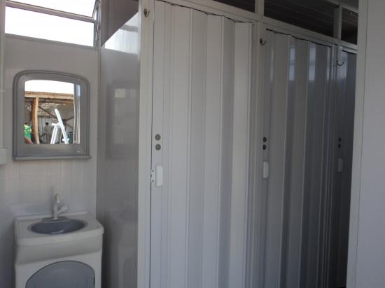 container-vip-luxo-chuveiro
