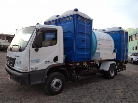 Caminhão Mercedes-Benz 1016