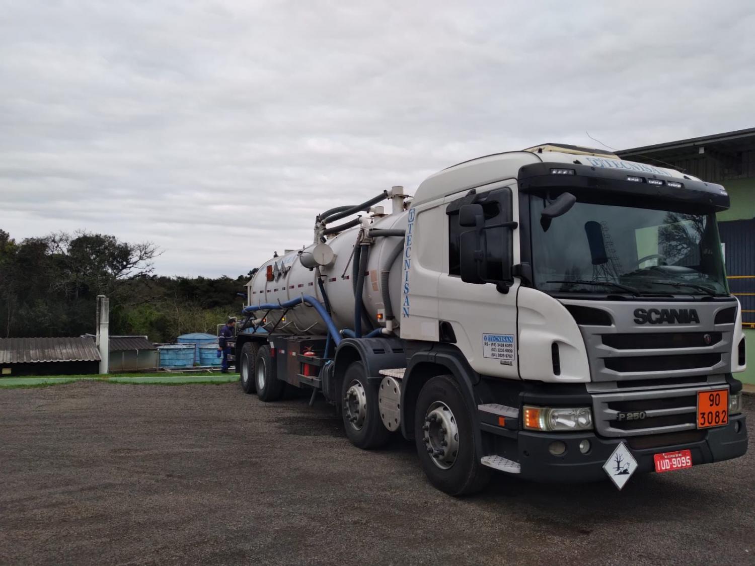 LIMPA FOSSA / TRANSPORTE EFLUENTES
