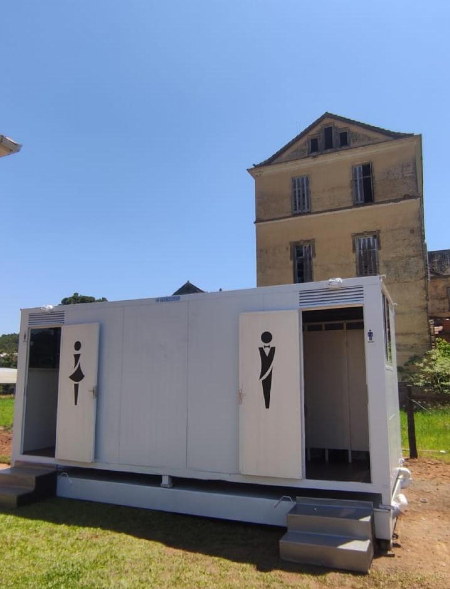 CONTAINER SANITÁRIO PREMIUM