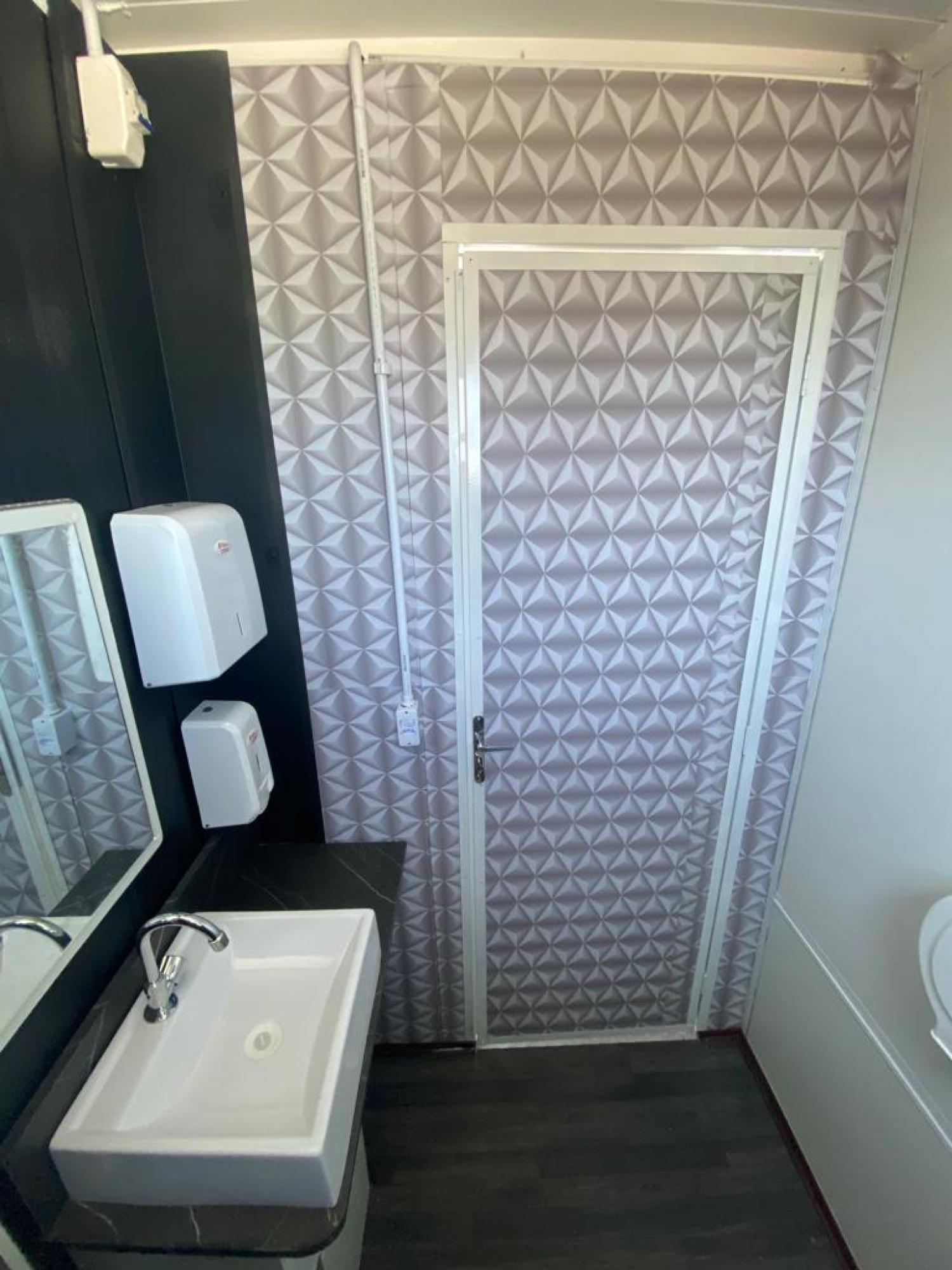 container-vip-luxo----duplo